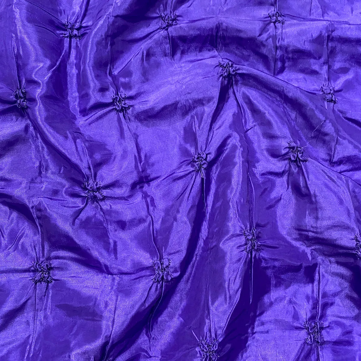 1pc - Belly Button (Pinwheel) Table Linen 132" Round - Purple