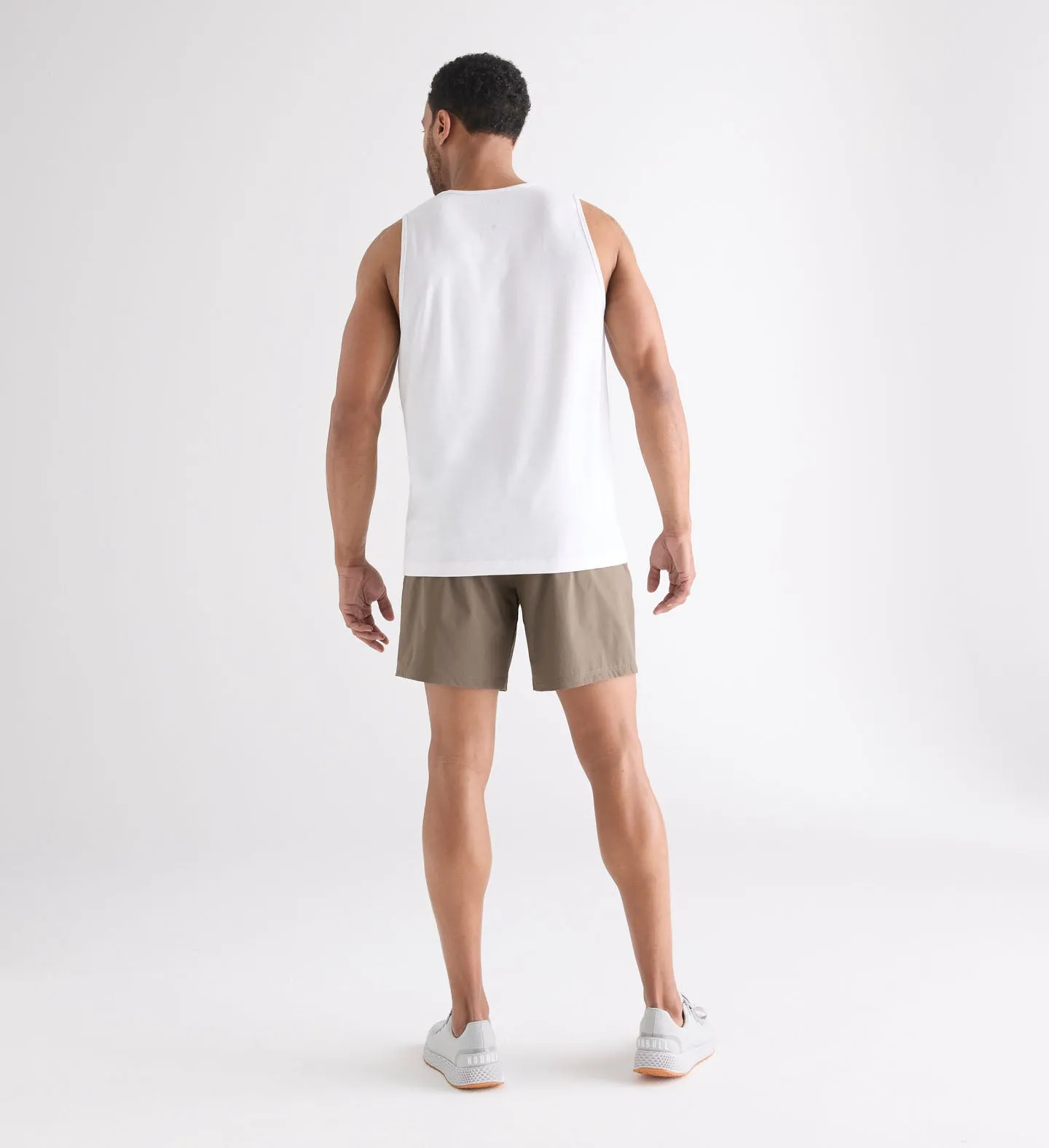 Men's Solid Stretch Short 7"