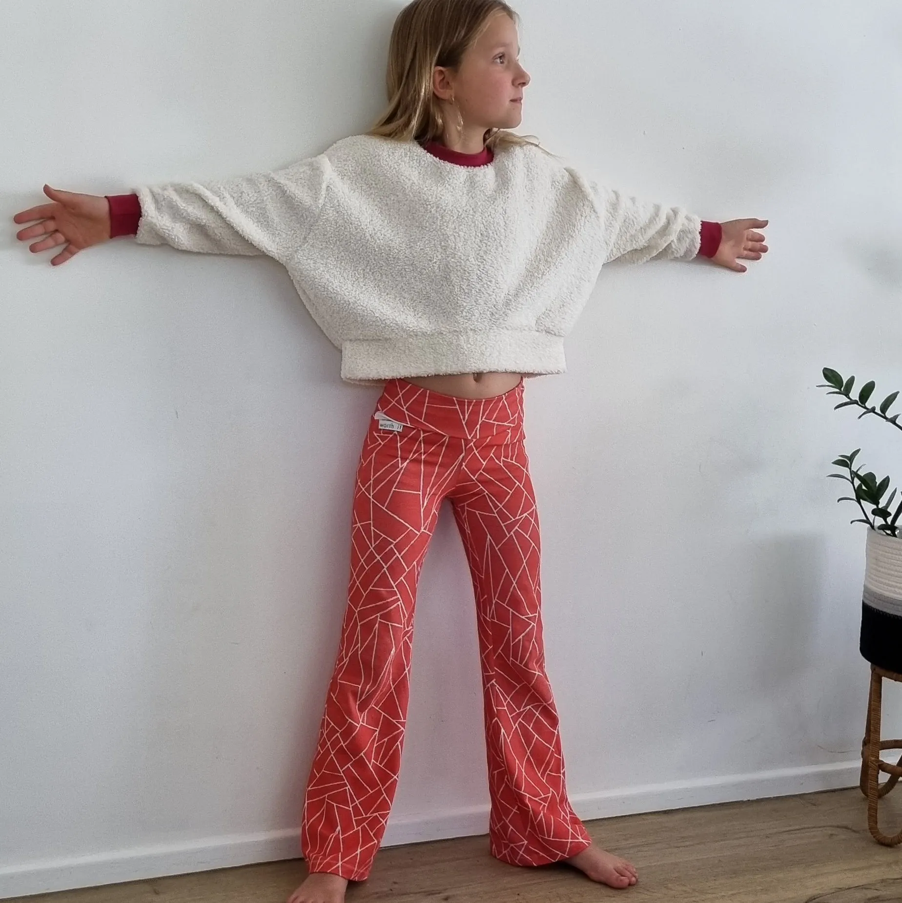 Youth Flare Leggings PDF Sewing Pattern 2-16